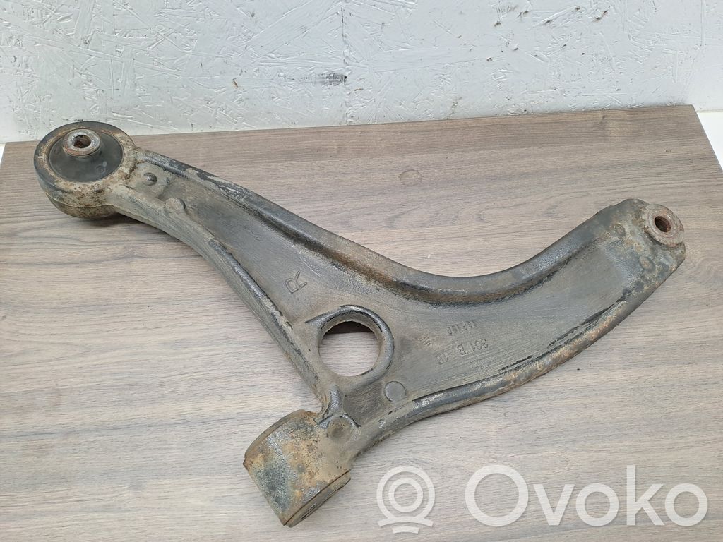 Querlenker Achsschenkel vorne   301B1B,13F19P