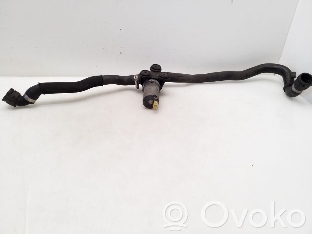 BMW 1 E81 E87 Pompe à eau de liquide de refroidissement 
