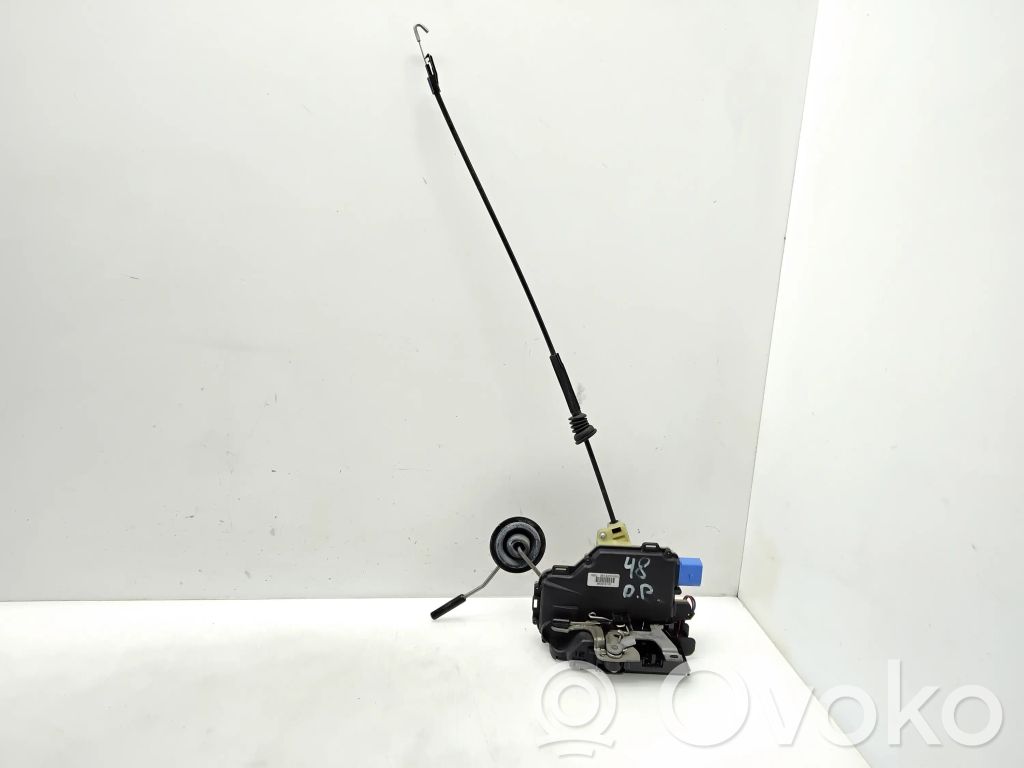 Volkswagen Transporter - Caravelle T5 Front door lock 