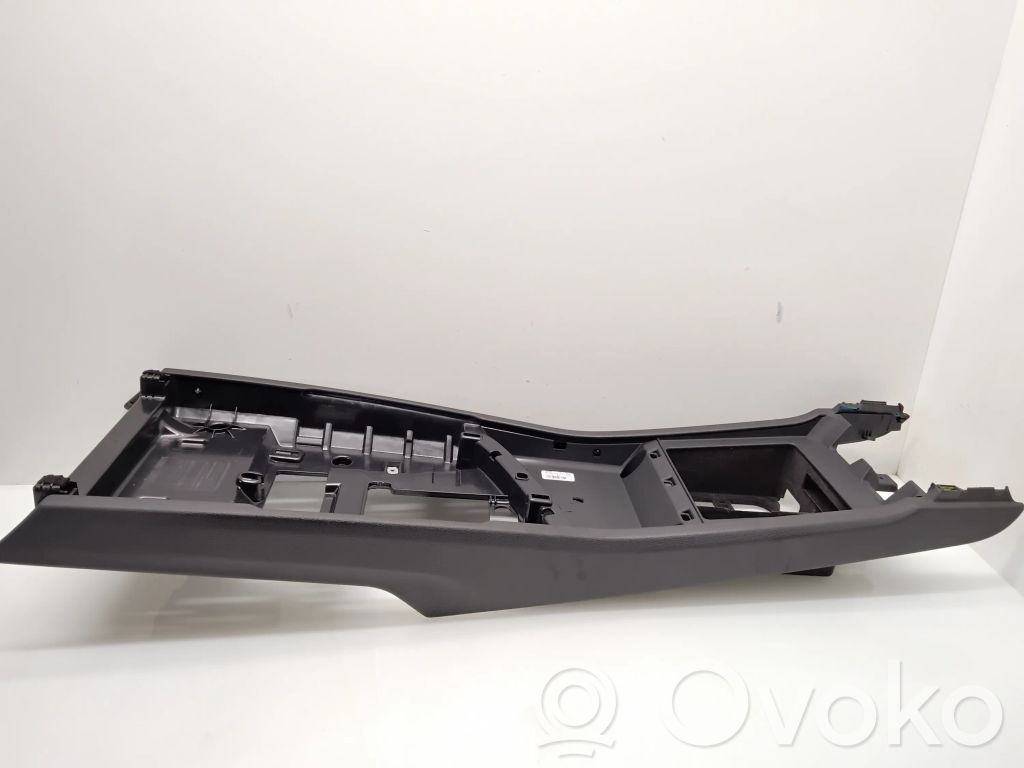 Audi Q7 4M Center console 
