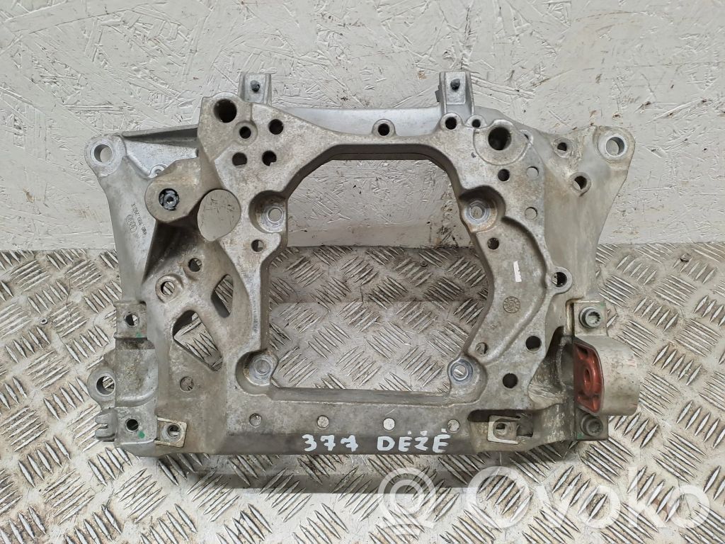Audi Q7 4M Gearbox mounting bracket 