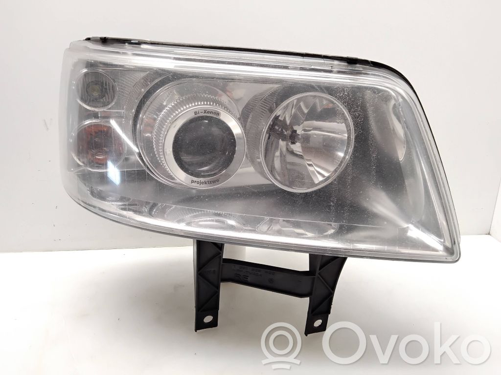Volkswagen Transporter - Caravelle T5 Lampa przednia 