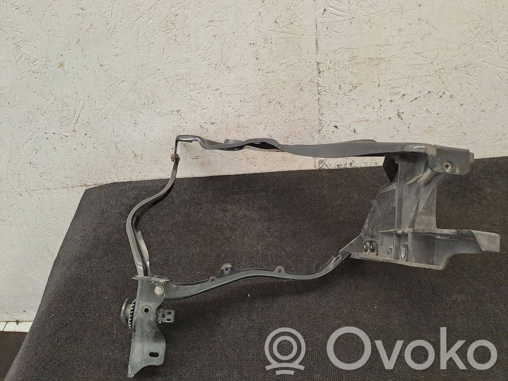 Mercedes-Benz E W212 Ajovalon kannake 
