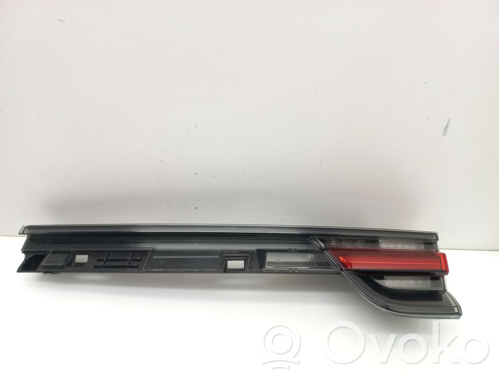 Lampy tylnej klapy bagażnika   973945208,97945256A,20760204