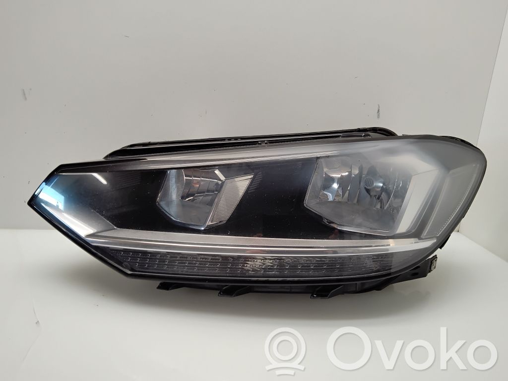 Volkswagen Touran III Lampa przednia 
