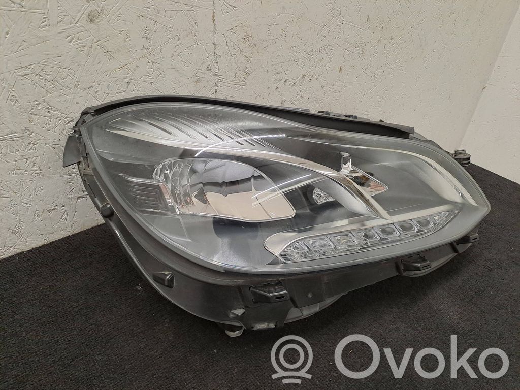 Mercedes-Benz E W212 Faro/fanale 