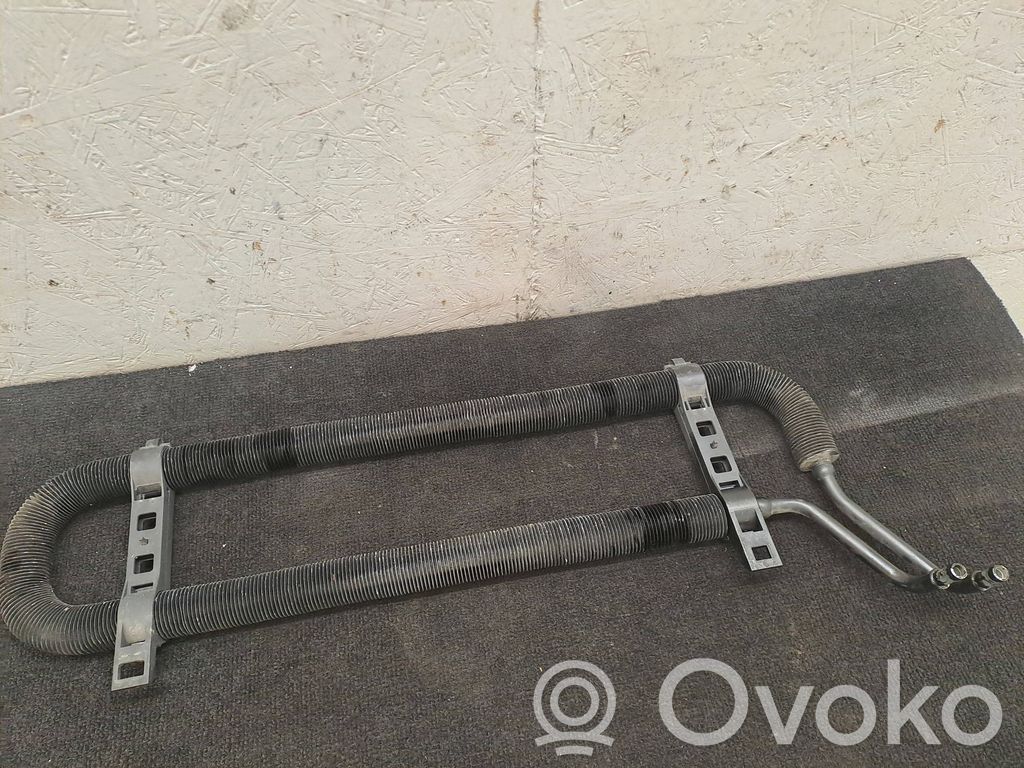 Audi S5 Power steering radiator 