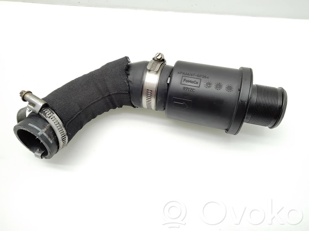 Intercooler hose/pipe   R7TZC,PA666TGF35