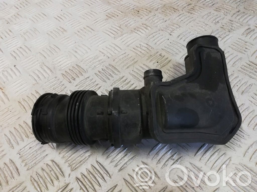 Ford Fiesta Air intake hose/pipe 
