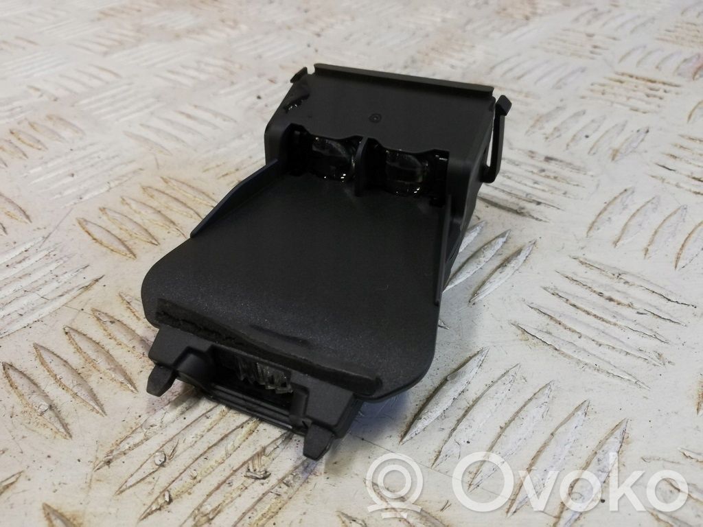 Windshield/windscreen camera   C1BT14F449AB