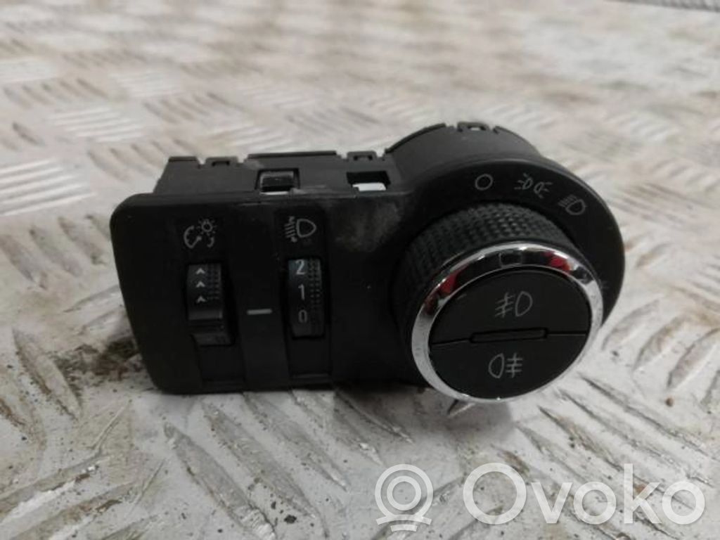 Opel Karl Light switch 