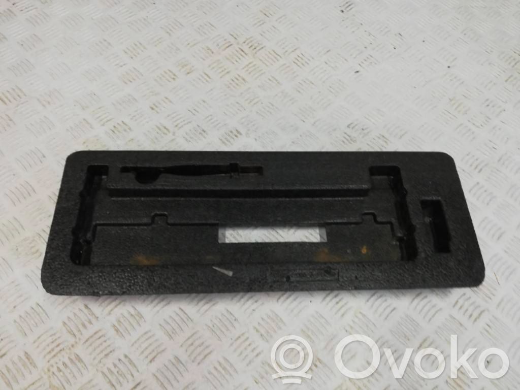 Ford Ecosport Tool box 