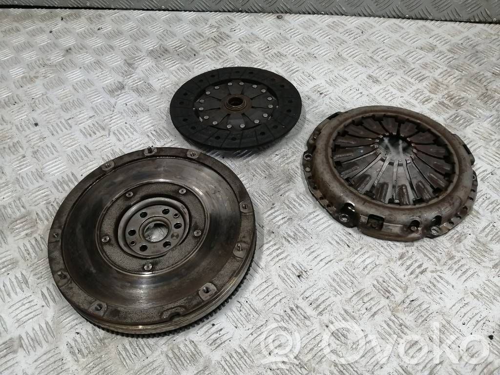 Smagratis   AV616477BC