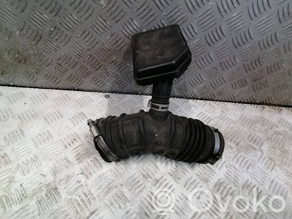 Nissan Qashqai Gaisa ieplūdes kanāla detaļas 