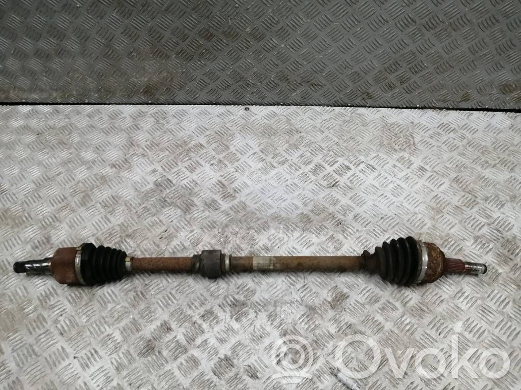Ford Focus Priekinis pusašis 