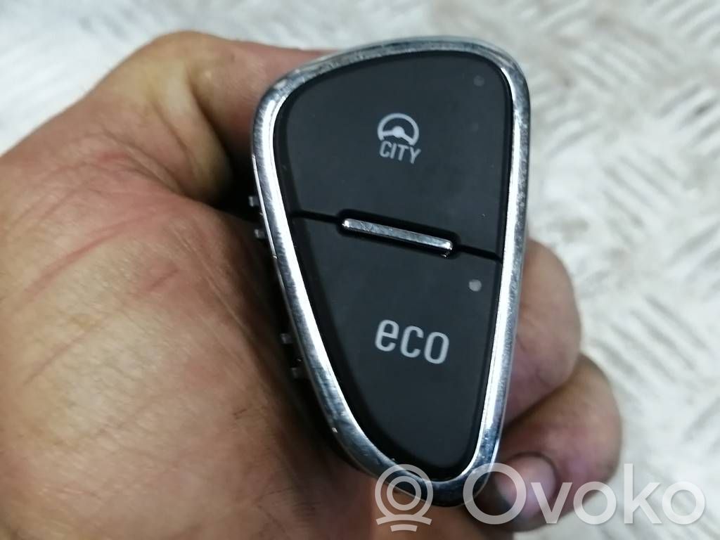 Engine start stop button switch   39031658,10142123,16586