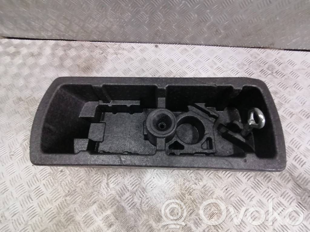 Įrankių daiktadėžė   13443533,4G0883734