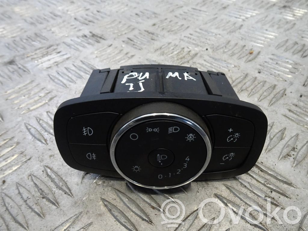 Light switch   H1BT13D061