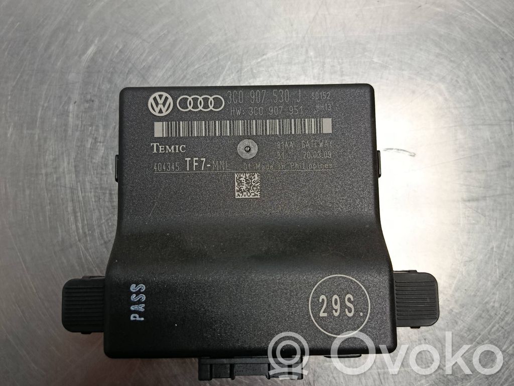 Volkswagen PASSAT B6 Módulo de control Gateway 