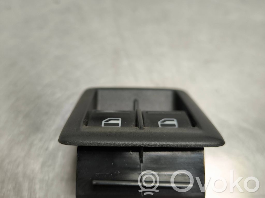 Volkswagen Scirocco Electric window control switch 