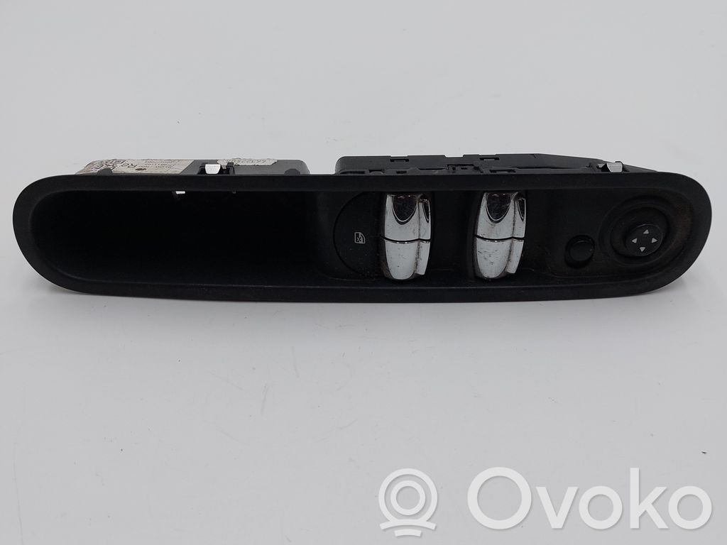 Mini Cooper Countryman R60 Electric window control switch 