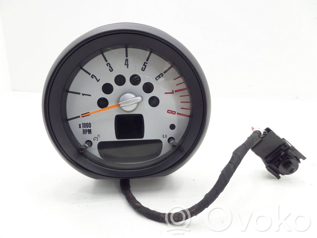 Mini Cooper Countryman R60 Speedometer (instrument cluster) 