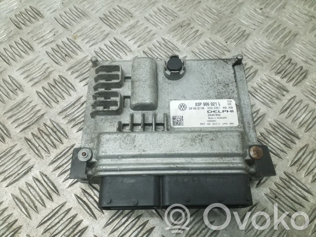 Skoda Fabia Mk2 (5J) Engine control unit/module ECU 