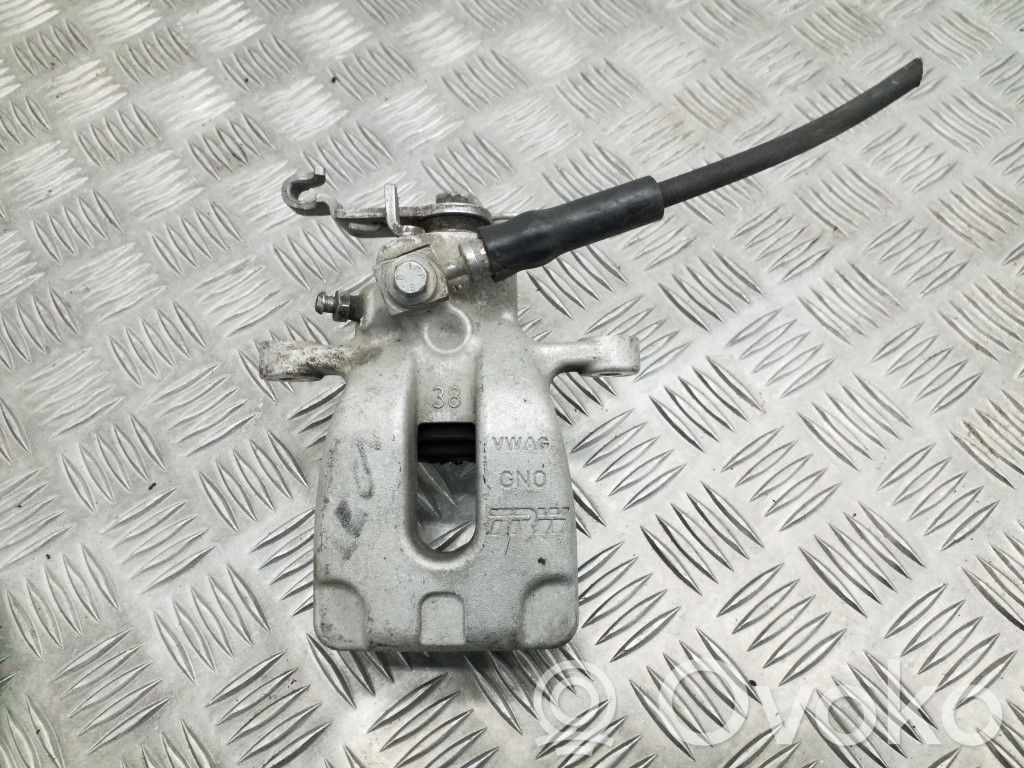 Seat Leon (5F) Takajarrusatula 
