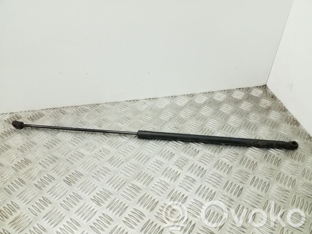 Volkswagen Eos Amortizatorius variklio dangčio 