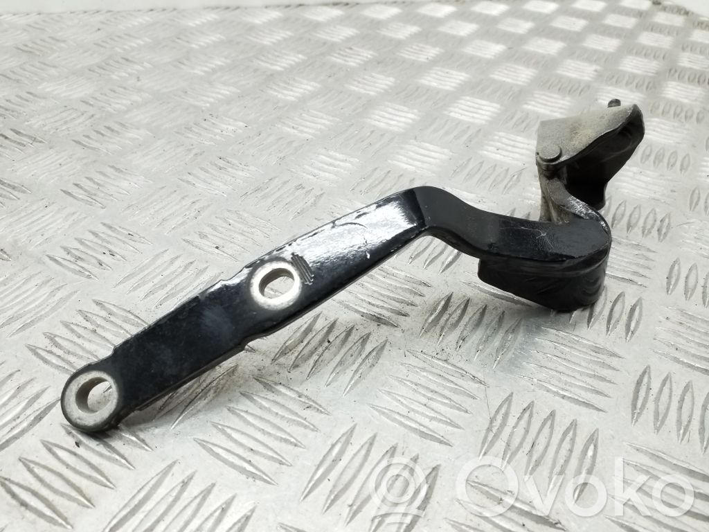 Tailgate/trunk/boot hinge   8X3827300A