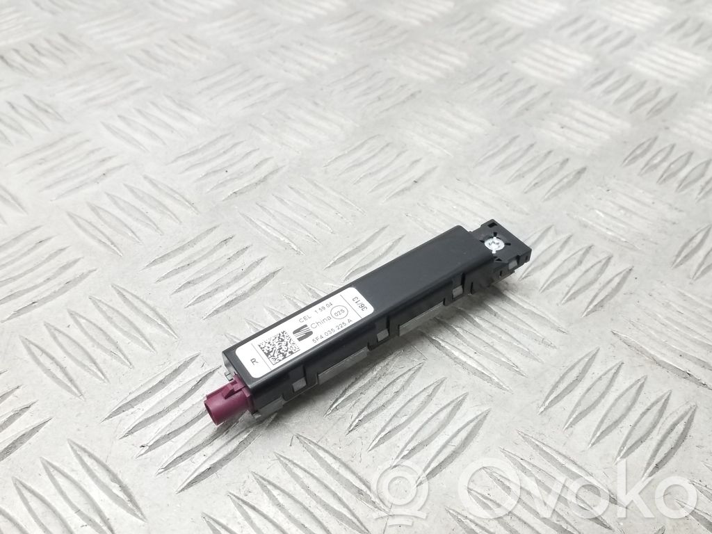Seat Leon (5F) Antenos stiprintuvas 