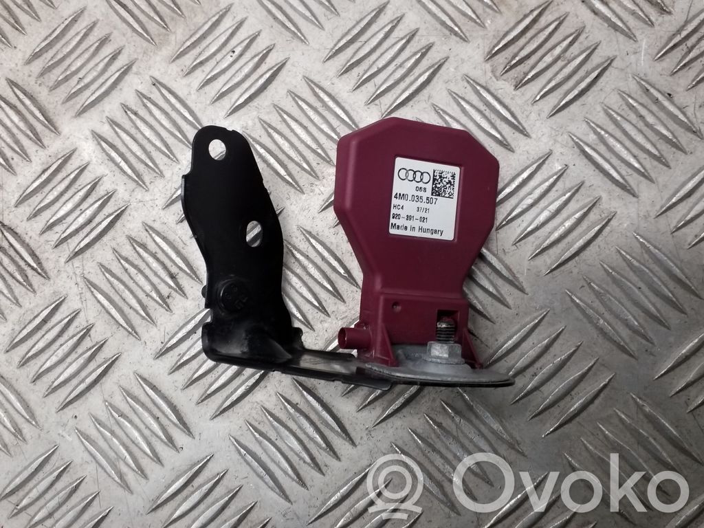 Antenos stiprintuvas   4M0035507,8W0035525A