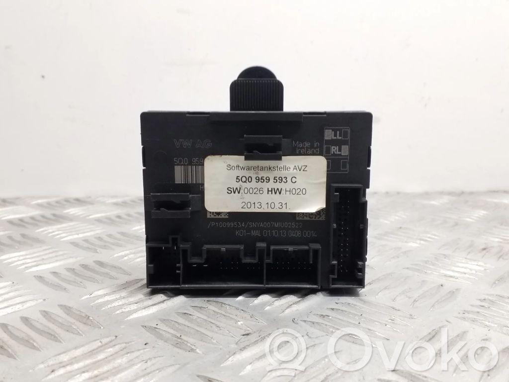 Audi A3 S3 8V Door control unit/module 