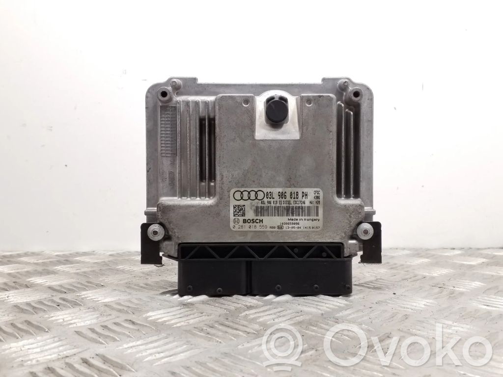 Audi Q3 8U Engine control unit/module ECU 
