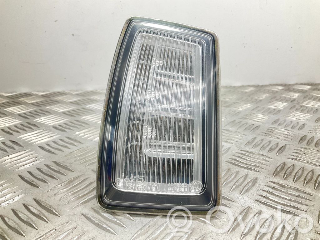 Boot/trunk interior light   8X0945095