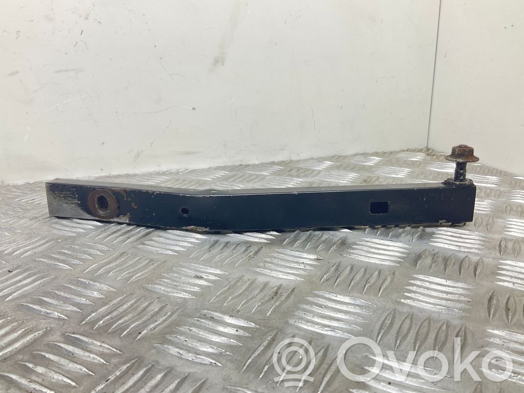 Audi A5 Sportback 8TA Radiator support slam panel bracket 