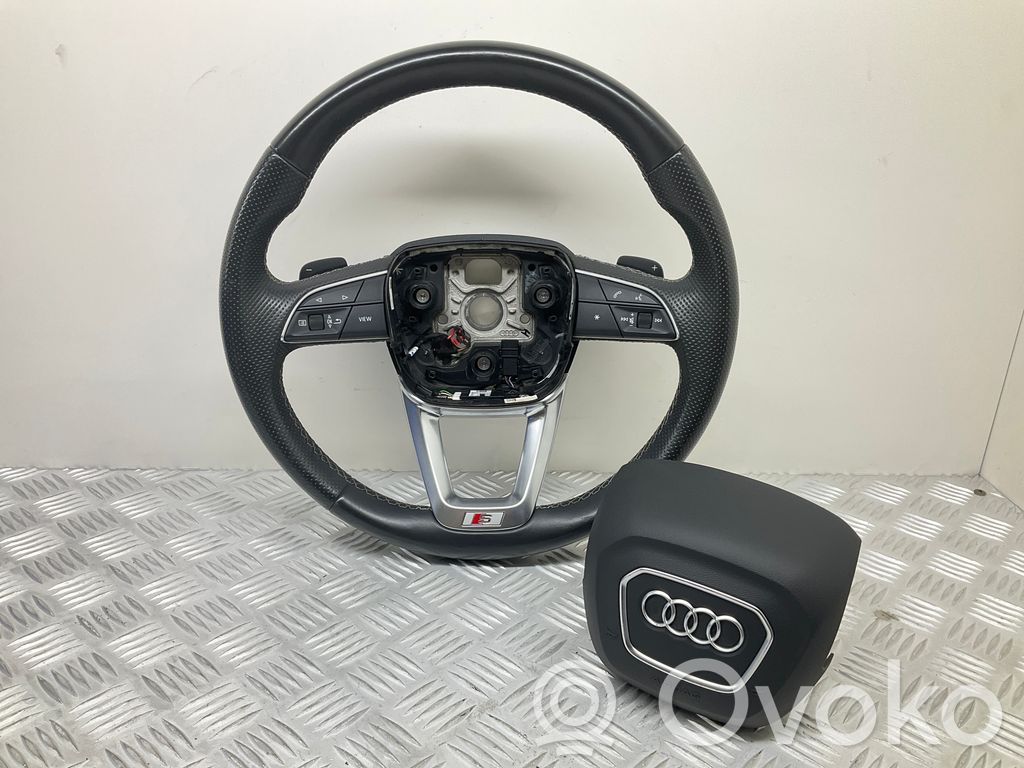 Audi Q7 4M Ohjauspyörä 