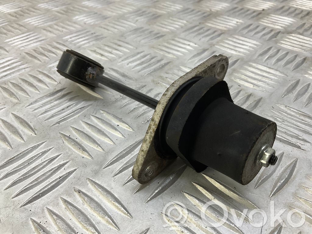 Audi A4 S4 B9 Engine mount bracket 