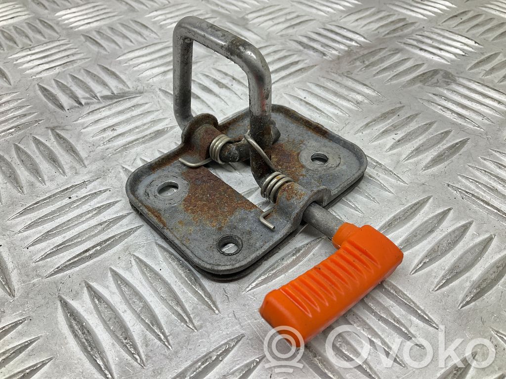 Seat Leon (5F) Engine bonnet/hood lock/latch loop/hook 