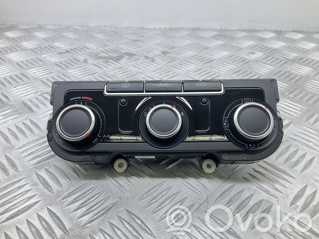Volkswagen Touran II Climate control unit 