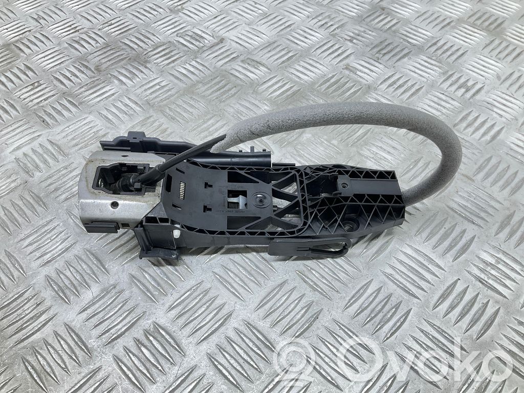 Klamka zewnętrzna/wspornik drzwi   8V7959986A,8V0837885,5N0837017D
