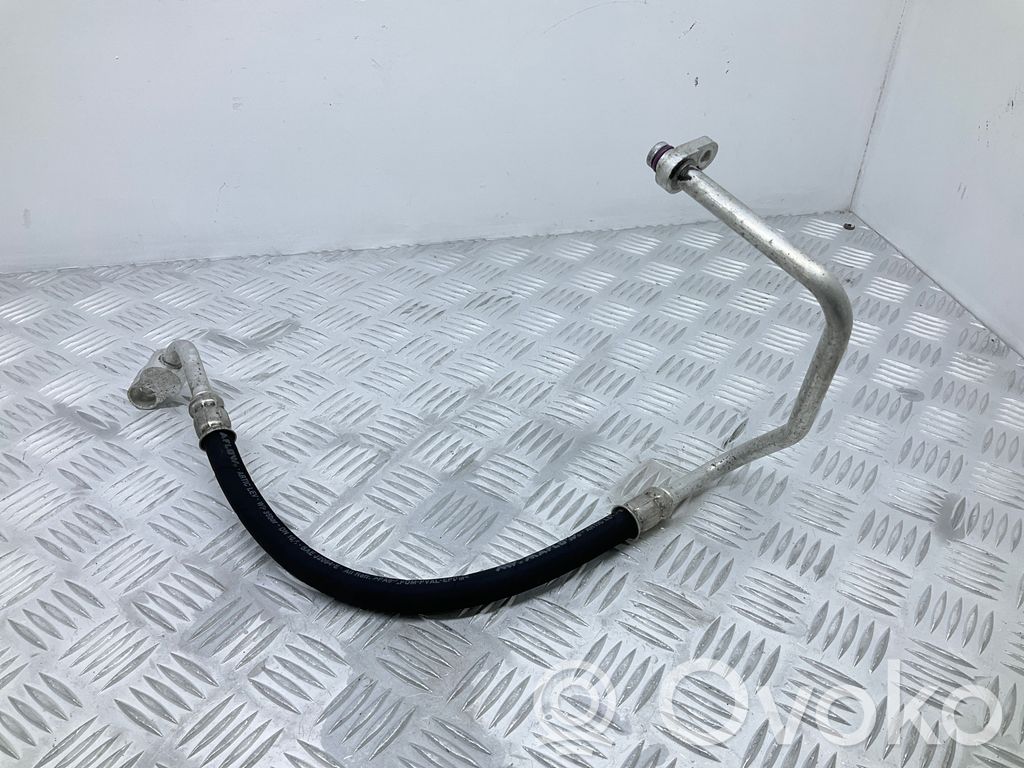 Skoda Kamiq Ilmastointilaitteen putki (A/C) 