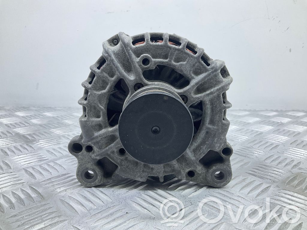 Audi A4 S4 B8 8K Ģenerators 