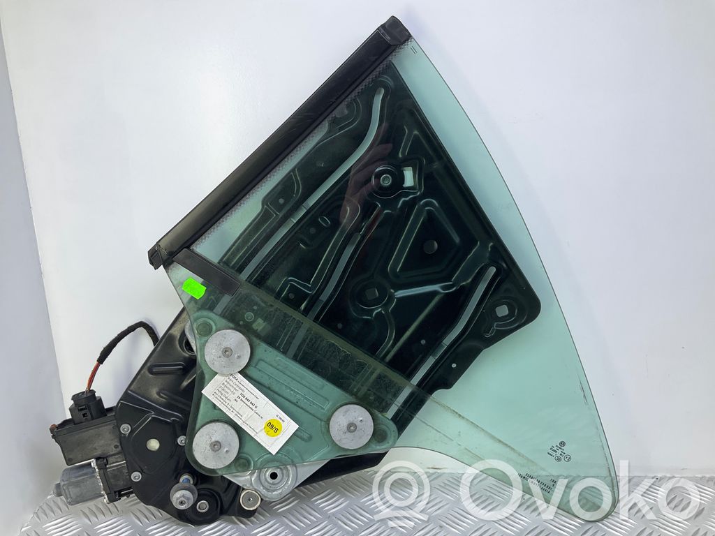 Volkswagen Eos Vidrio lateral trasero 