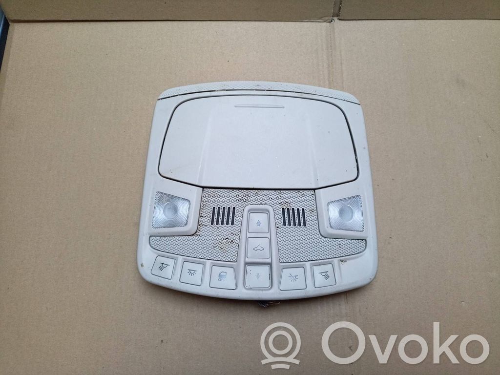 Otras luces interiores   DS73F519A58