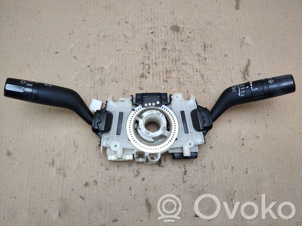Mazda CX-9 Wiper turn signal indicator stalk/switch 