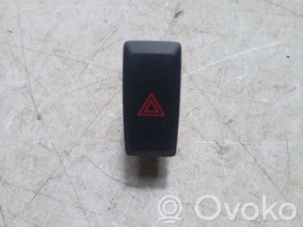 Mazda 6 Botón interruptor de luz de peligro 