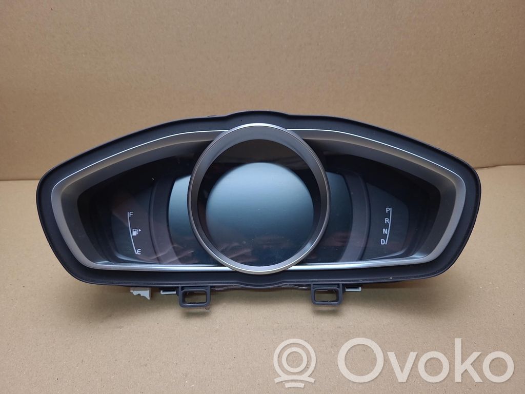 Volvo V40 Speedometer (instrument cluster) 