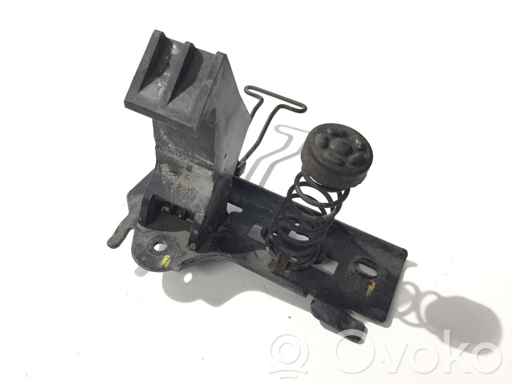 Engine bonnet/hood lock/catch   0116