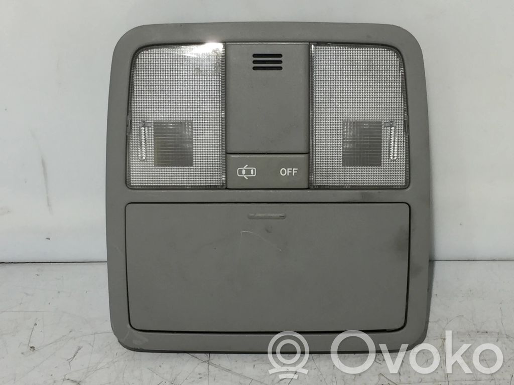 Toyota Auris E180 Front seat light 